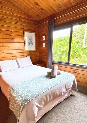 Family House, Garden View | 3 bedrooms, individually decorated, individually furnished