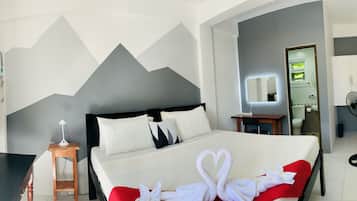 Executive Room, Ocean View | Desk, blackout drapes, soundproofing