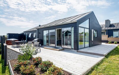 Amazing home in Sæby with sauna