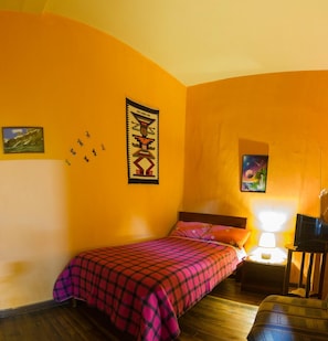 Free WiFi, bed sheets - La Querencia (Cuenca)