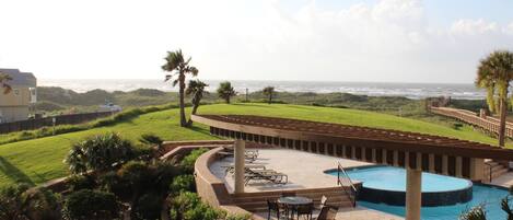 Piscine extérieure, piscine chauffée