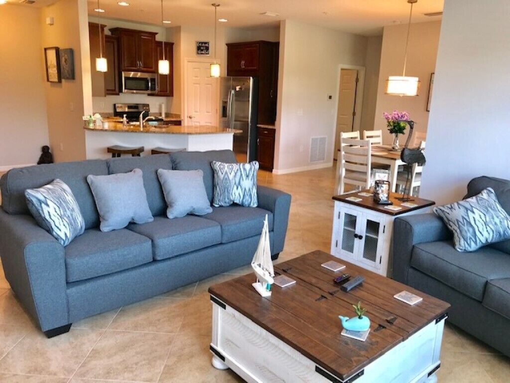 Phoenix Retreat - Relaxing 3 bedroom home away from home