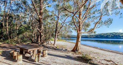 Akama @ Smiths Lake with Pool