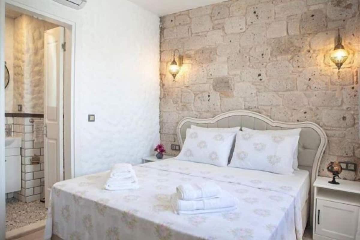 Roupas de cama premium, frigobar, individualmente decorados