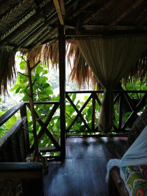 Panoramic Tree House, Mountain View | Premium bedding, blackout drapes, free WiFi, bed sheets - Hostal Monte Verde (Santa Marta)