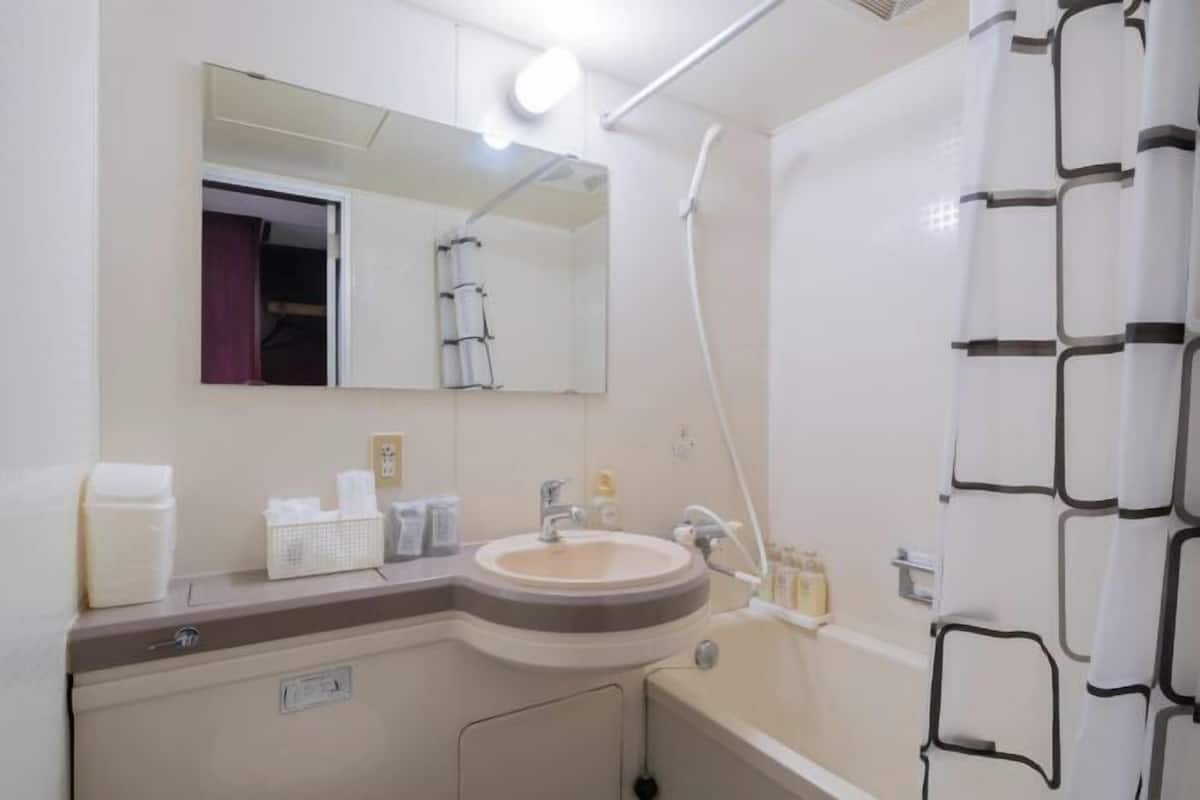 Free toiletries, hair dryer, bathrobes, slippers