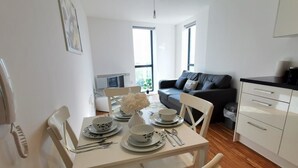 Interior - Aire apartment (Leeds)