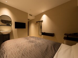 Superior Double Room | Blackout drapes, free WiFi, bed sheets - The Hotels Hakata Kasane Bayside (Fukuoka)