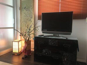 Habitación tradicional, balcón (Japanese) | Cortinas blackout, tabla de planchar con plancha y wifi gratis 