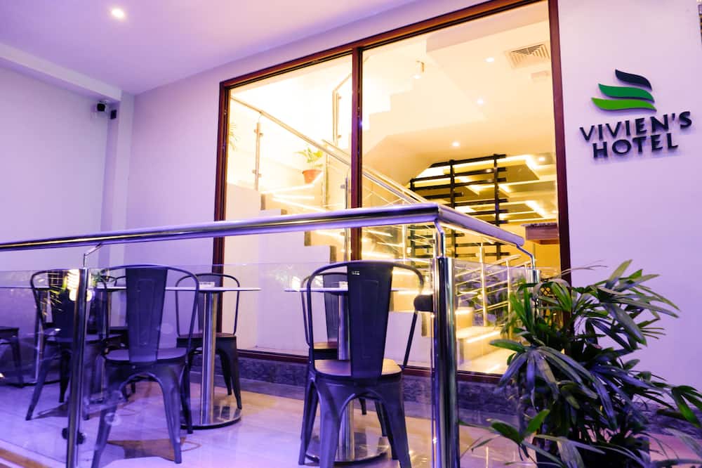 Vivien's Hotel