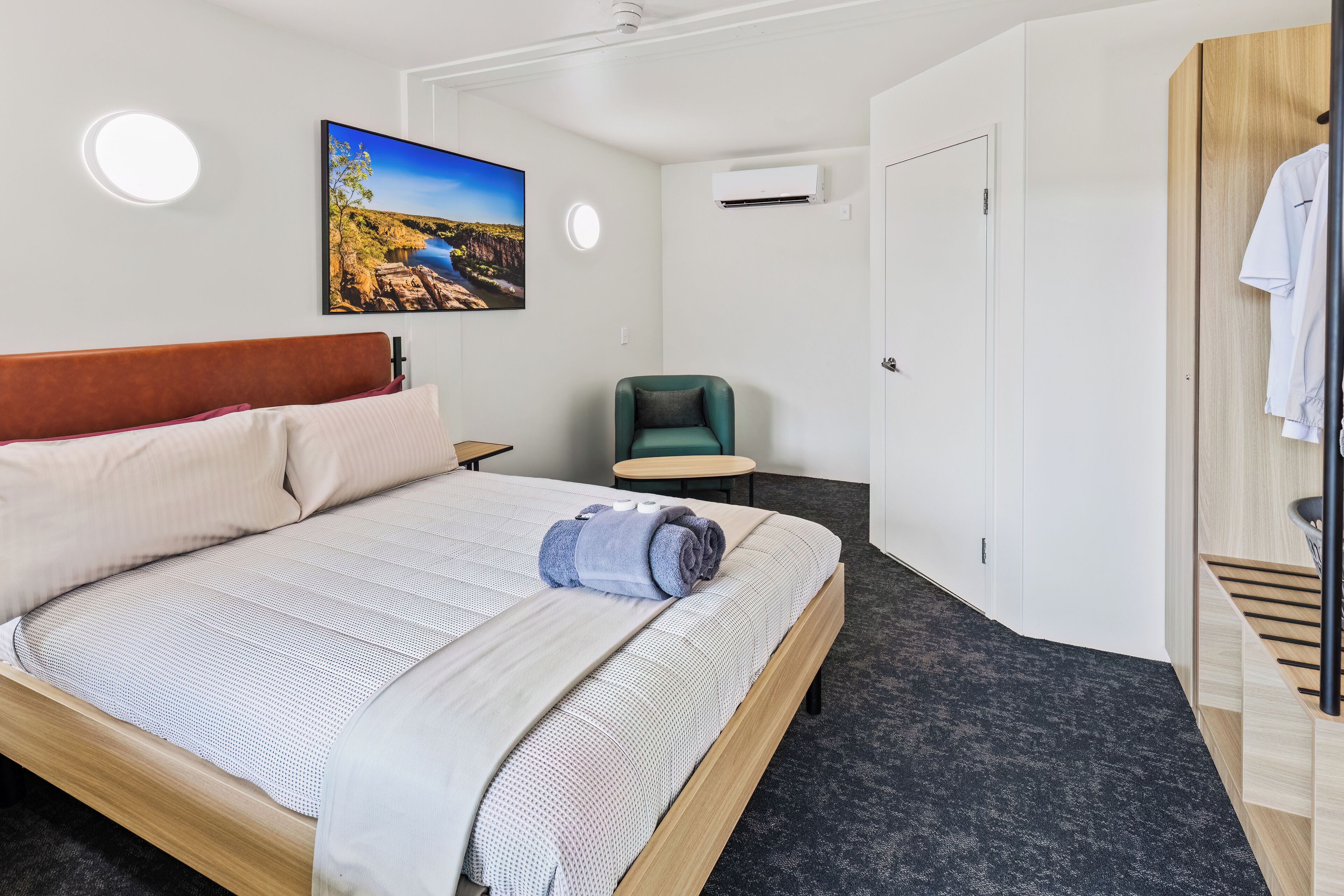 Egyptian cotton sheets, premium bedding, desk, laptop workspace