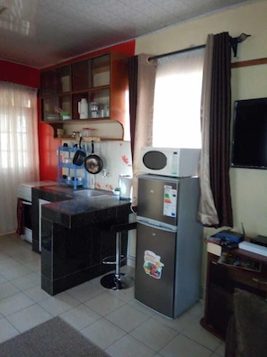 Daily continental breakfast (USD 3 per person) - Lower Kabete Heights (Nairobi)