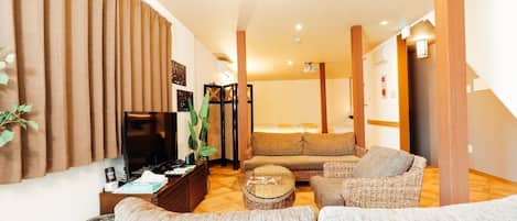 Standard Double Room | Living area