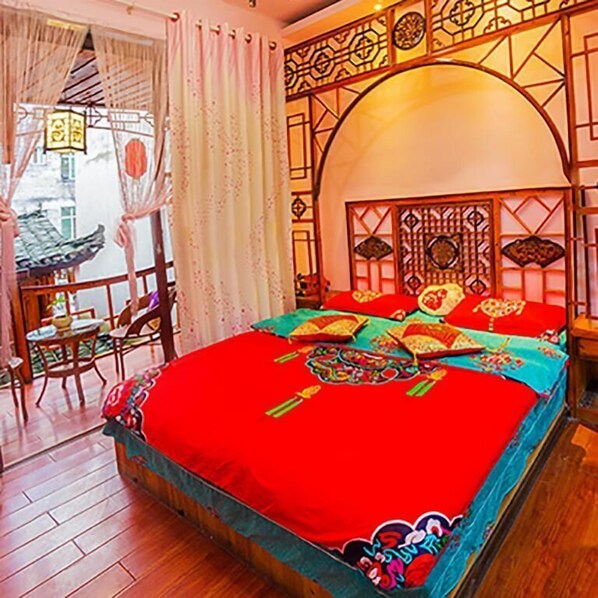 Kahden hengen huone | Yksilöllisesti sisustettu, yksilöllisesti kalustettu, ilmainen Wi-Fi