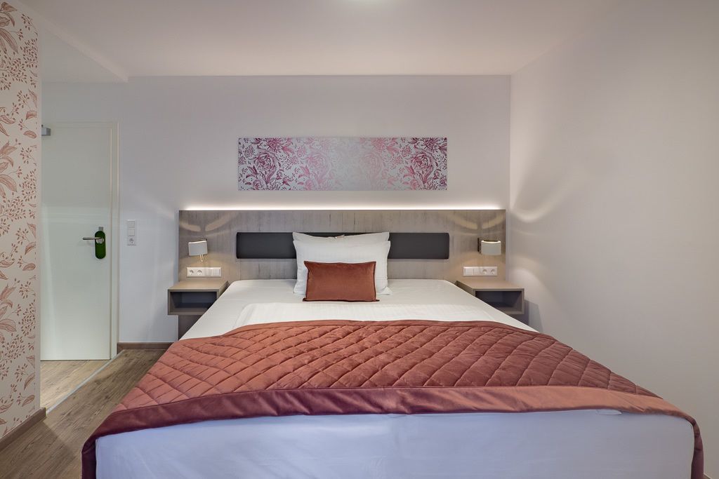 double room (1) | in-room safe, desk, blackout curtains, free wifi