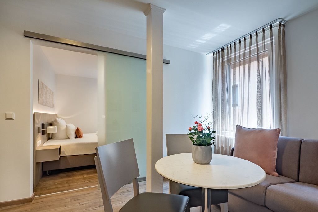 Apartment | Zimmersafe, Schreibtisch, Verdunkelungsvorhänge, kostenloses WLAN