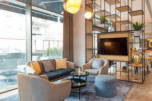 Sala de estar en el lobby