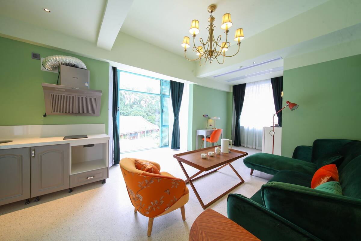 Individually decorated, desk, blackout curtains, free WiFi