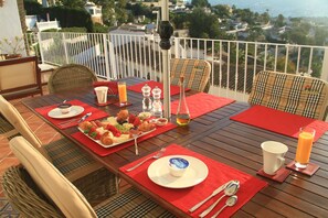 Petit déjeuner continental compris tous les jours