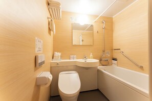 Tina con regadera, amenidades de baño gratuitas, secadora de cabello