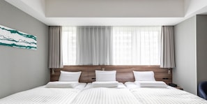 Deluxe Twin Room | In-room safe, desk, blackout drapes, soundproofing - Far East Village Hotel Ariake, Tokyo (Tokyo)
