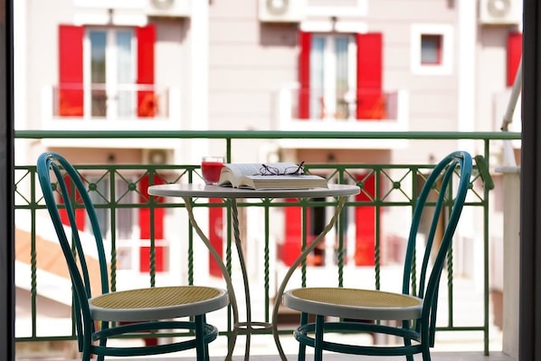 Estudio | Insonorización, tabla de planchar con plancha y wifi gratis