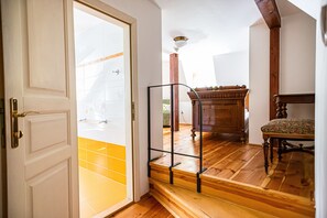Twin Room (8) | In-room safe, blackout drapes, free WiFi, bed sheets