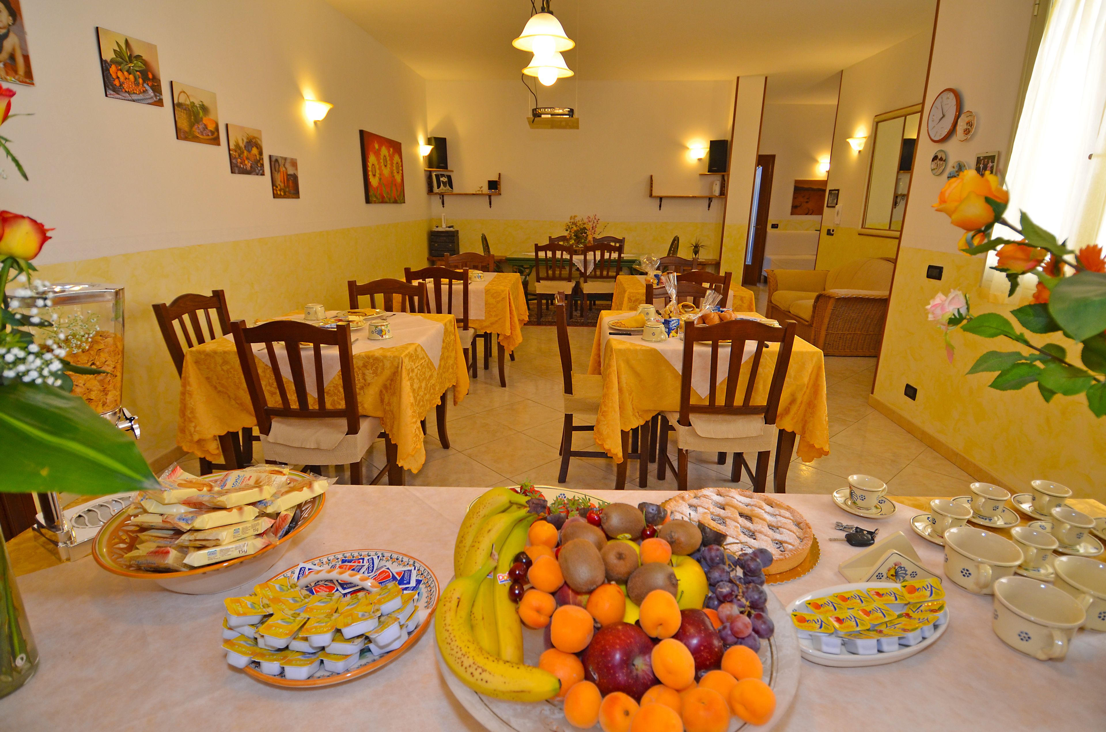 Colazione completa inclusa, servita tutte le mattine 