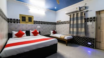Double or Twin Room | Free WiFi