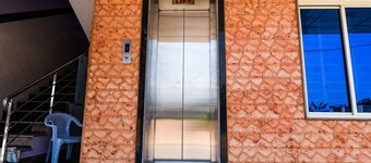 OYO 33005 Jkr 住宅飯店