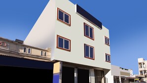 Exterior - OYO 26904 Hotel Manjulam Regency (Indore)