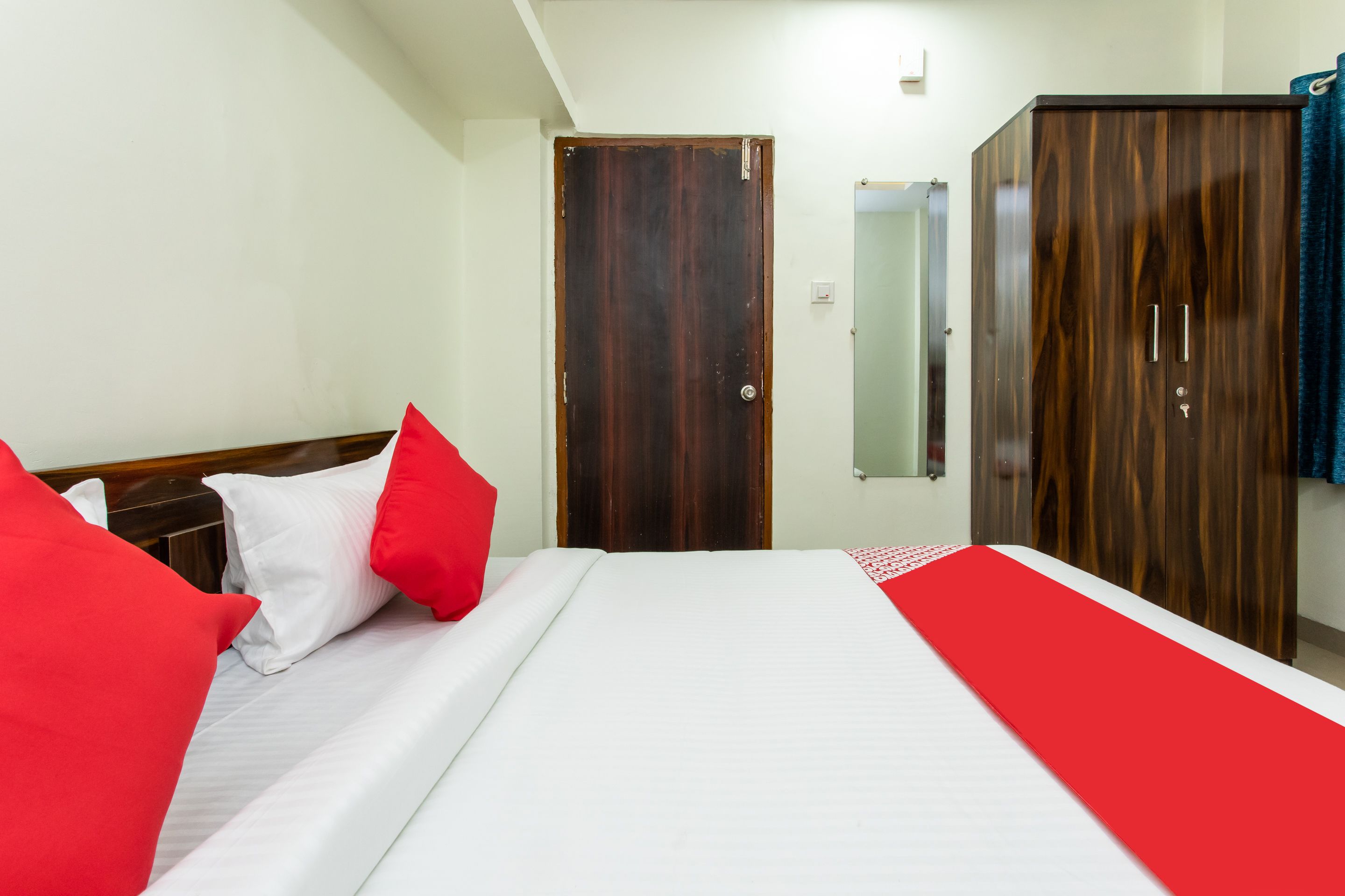 Double or Twin Room | Free WiFi