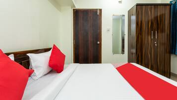 Double or Twin Room | Free WiFi