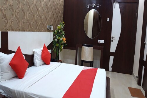 OYO 23334 Hotel King's Fort