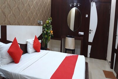OYO 23334 Hotel King's Fort