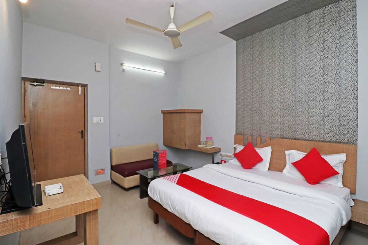 Double or Twin Room | WiFi (free)
