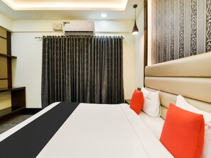 Double or Twin Room | Free WiFi - Capital O 38665 Prestige Stay Inn (Bengaluru)