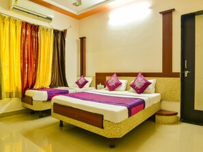 Double or Twin Room | Free WiFi