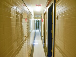 Hallway - OYO 6507 Hotel Tulsi Park (Rahata)