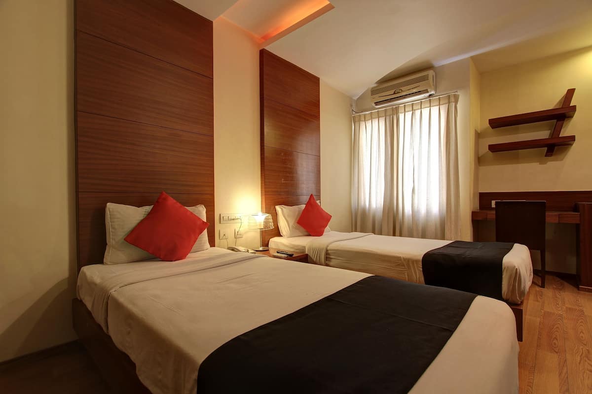 Double or Twin Room | Free WiFi