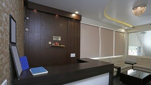 Reception - OYO 37709 Castel View-boutique Hotel (Agra)