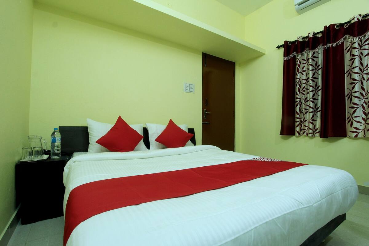 Double or Twin Room | Desk, WiFi (free)