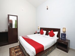 Double or Twin Room - OYO 14783 Corbett Jungle Habitat (Ramnagar)