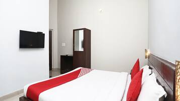 Double or Twin Room | Free WiFi