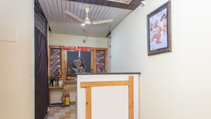 Reception - OYO 30722 Shree Rudrika Guest House (Ujjain)