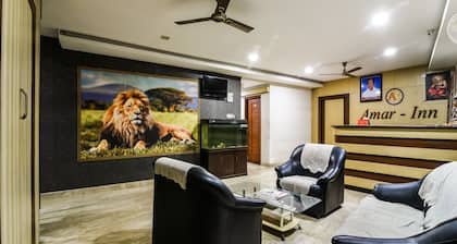 OYO 35561 Hotel Amar Inn