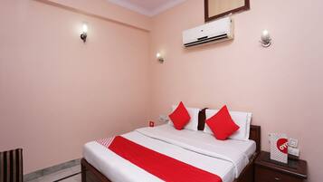Double or Twin Room | Free WiFi