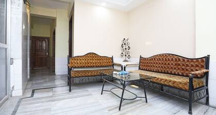 OYO 26443 Panasia Hotel