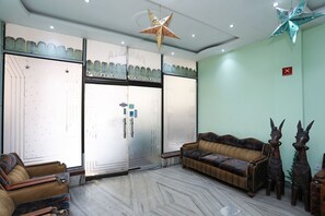 Lobby - OYO 26443 Panasia Hotel (Barasat)