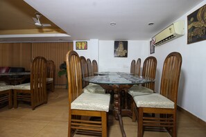 Dining - OYO 23515 Shagun Hotel (Ramnagar)